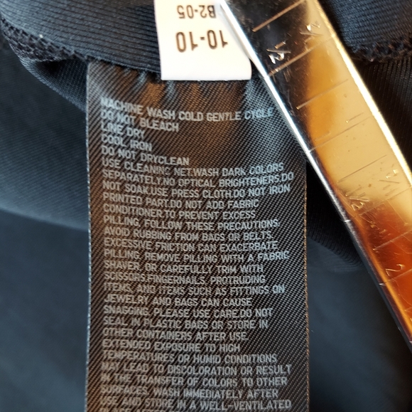 Uniqlo large jacket - Picture 7 of 8